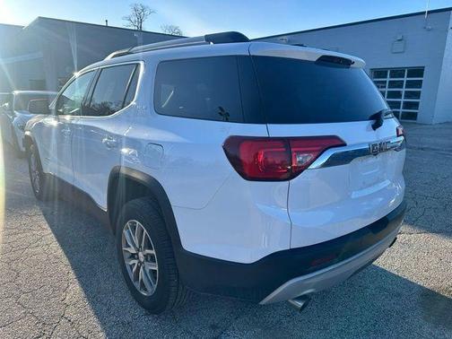 Summit White 2019 GMC Acadia SLE-2