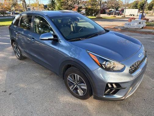 2022 Kia Niro Plug-In Hybrid EX