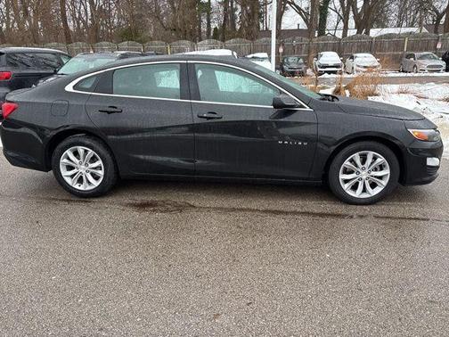 2025 Chevrolet Malibu LT