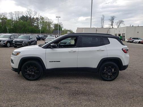 2022 Jeep Compass Altitude