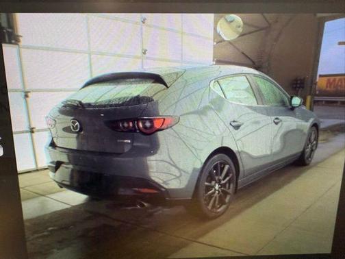 2024 Mazda Mazda3 2.5 S Carbon Edition