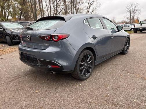 2024 Mazda Mazda3 2.5 S Carbon Edition