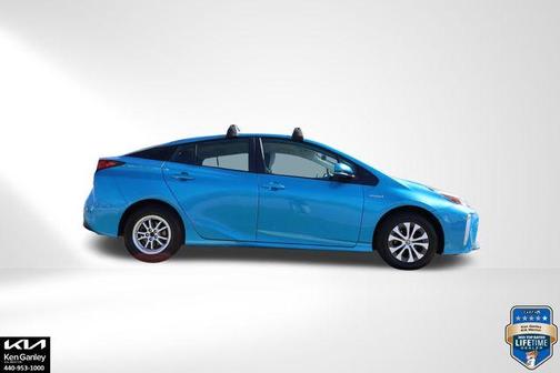 2019 Toyota Prius LE