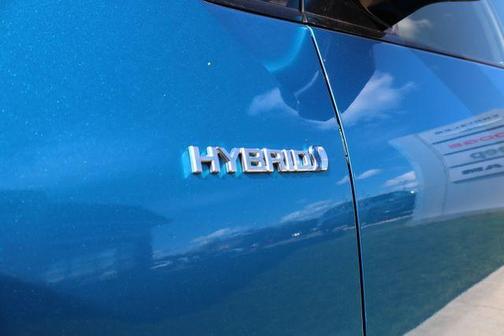 2019 Toyota Prius LE