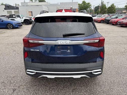 2022 Kia Seltos Nightfall