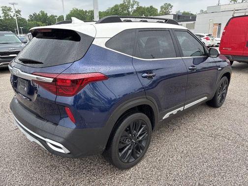 2022 Kia Seltos Nightfall