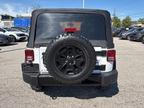 2016 Jeep Wrangler Sport