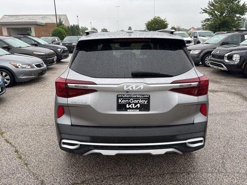 2022 Kia Seltos S