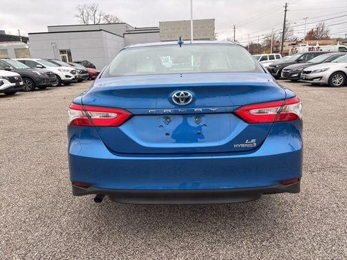 2020 Toyota Camry Hybrid LE