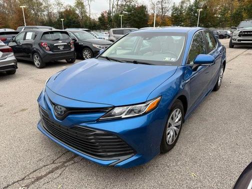 2020 Toyota Camry Hybrid LE