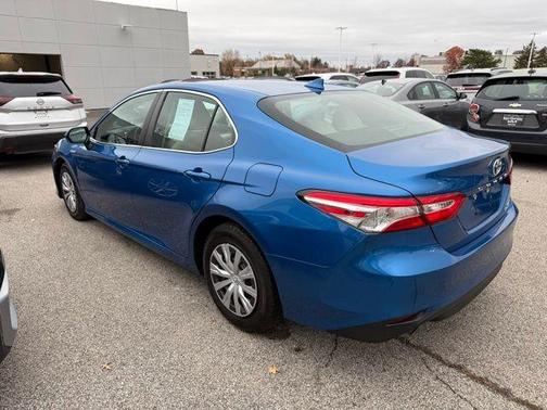 2020 Toyota Camry Hybrid LE