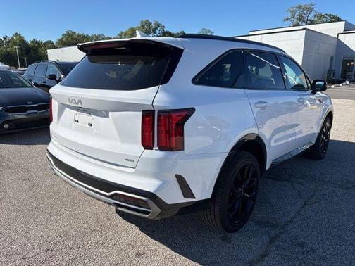 2023 Kia Sorento SX