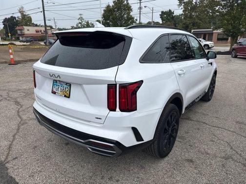 2023 Kia Sorento SX