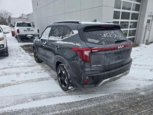 2024 Kia Seltos EX
