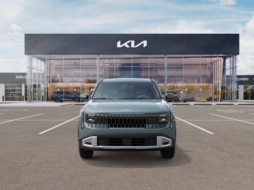 Green 2027 Kia Seltos S