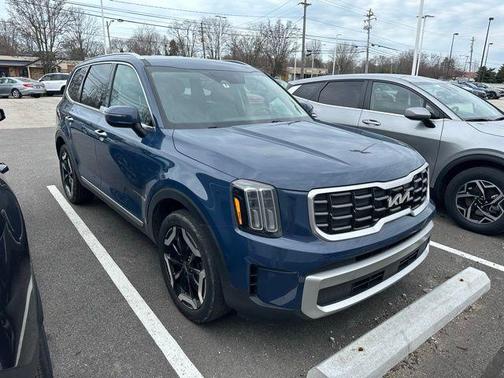 2023 Kia Telluride S