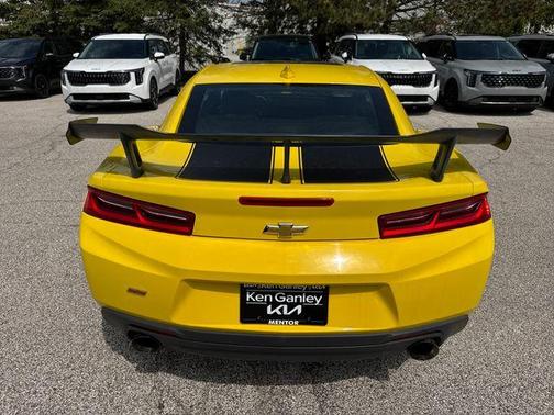 Bright Yellow 2017 Chevrolet Camaro 1SS