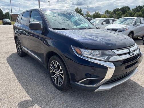 2018 Mitsubishi Outlander ES