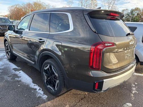 2023 Kia Telluride S
