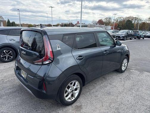 2023 Kia Soul LX