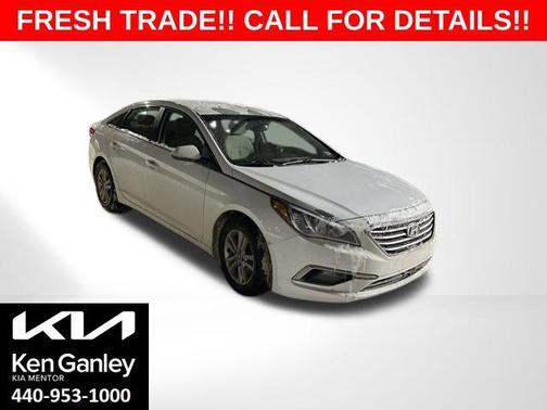 2016 Hyundai SONATA SE