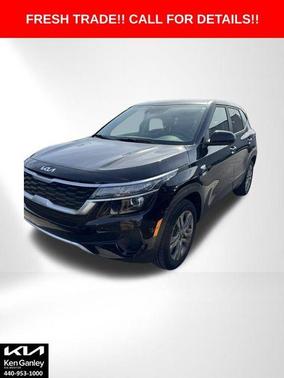 Cherry Black 2023 Kia Seltos LX