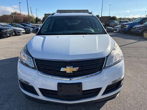 2017 Chevrolet Traverse LS