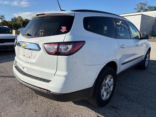 2017 Chevrolet Traverse LS