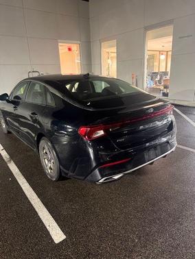 Ebony Black 2021 Kia K5 LXS