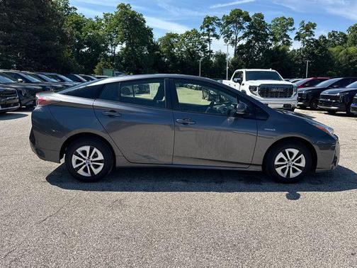 Magnetic Gray Metallic 2016 Toyota Prius Three