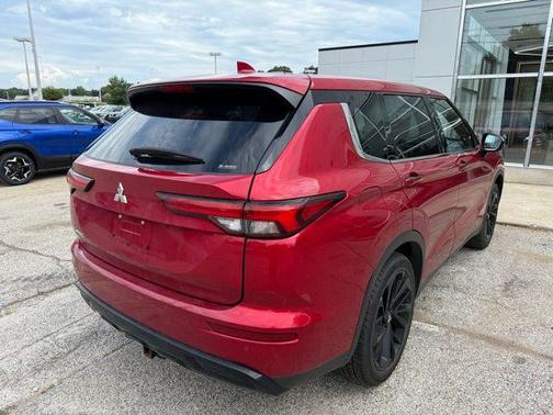 2022 Mitsubishi Outlander SE Launch Edition