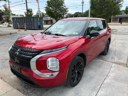 2022 Mitsubishi Outlander SE Launch Edition