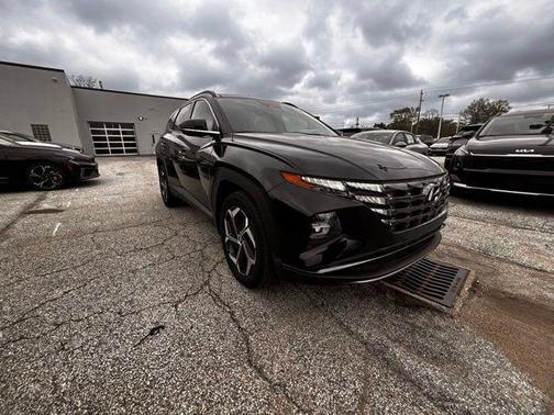 Phantom Black 2023 Hyundai TUCSON Limited