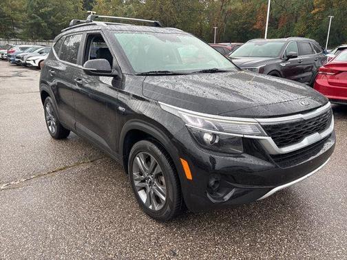 2021 Kia Seltos S