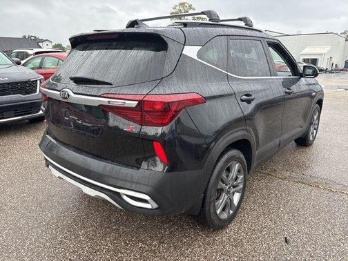 2021 Kia Seltos S