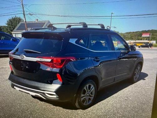 2021 Kia Seltos S