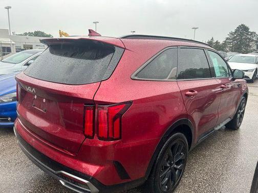 2023 Kia Sorento SX