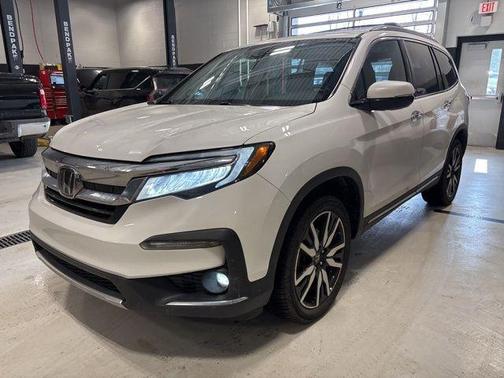 2022 Honda Pilot Touring 7-Passenger