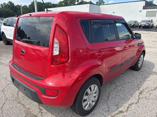 2013 Kia Soul Base
