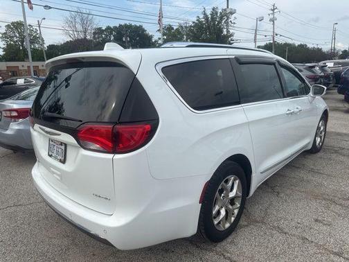 2019 Chrysler Pacifica Limited