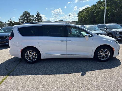 2019 Chrysler Pacifica Limited