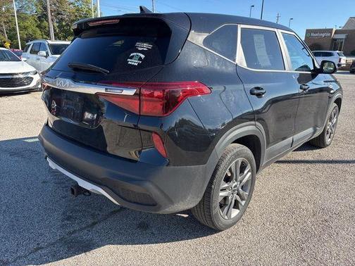 2023 Kia Seltos LX