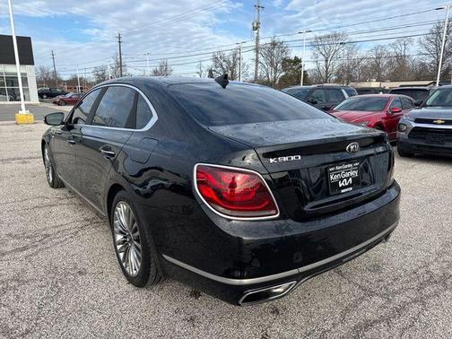 Aurora Black Pearl 2019 Kia K900 Luxury