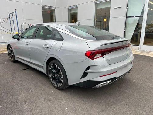 2024 Kia K5 GT-Line