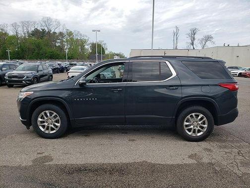 2020 Chevrolet Traverse LT Cloth