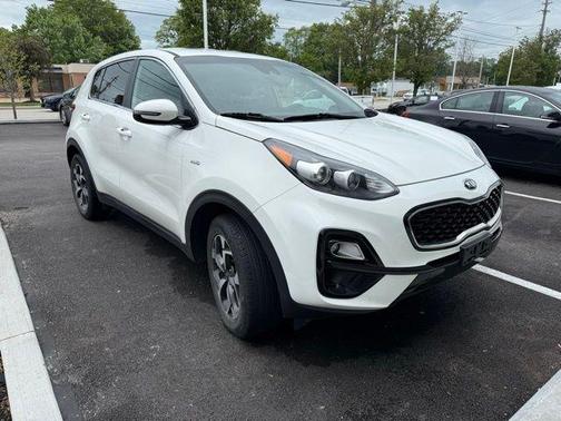 Clear White 2020 Kia Sportage LX
