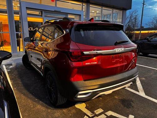 2022 Kia Seltos Nightfall