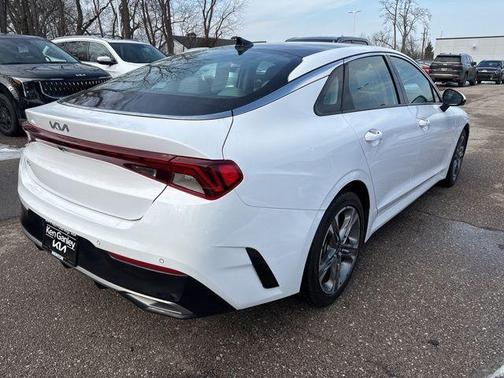 2024 Kia K5 EX