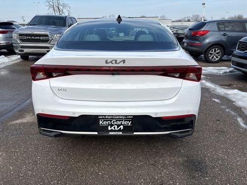 2024 Kia K5 EX