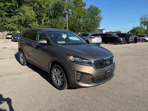 Dragon Brown 2019 Kia Sorento LX